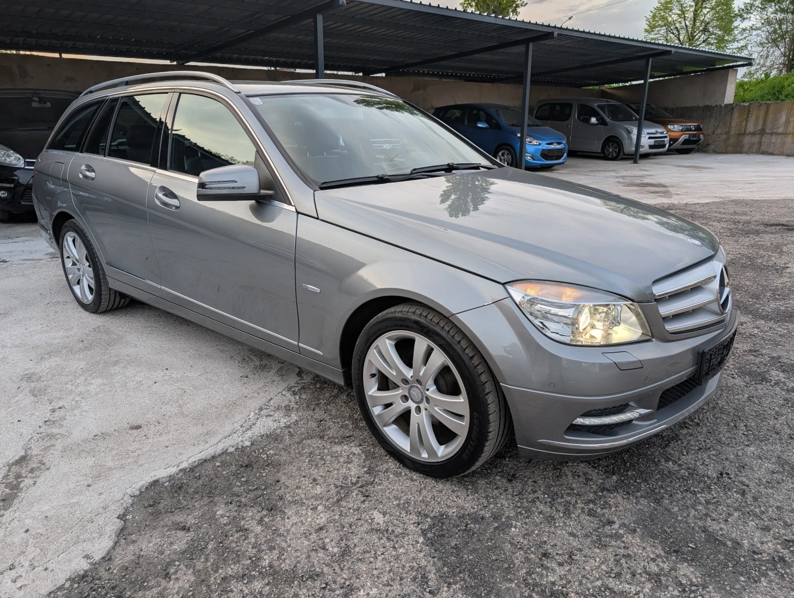 Mercedes-Benz C 200 2.2 CDI - изображение 4