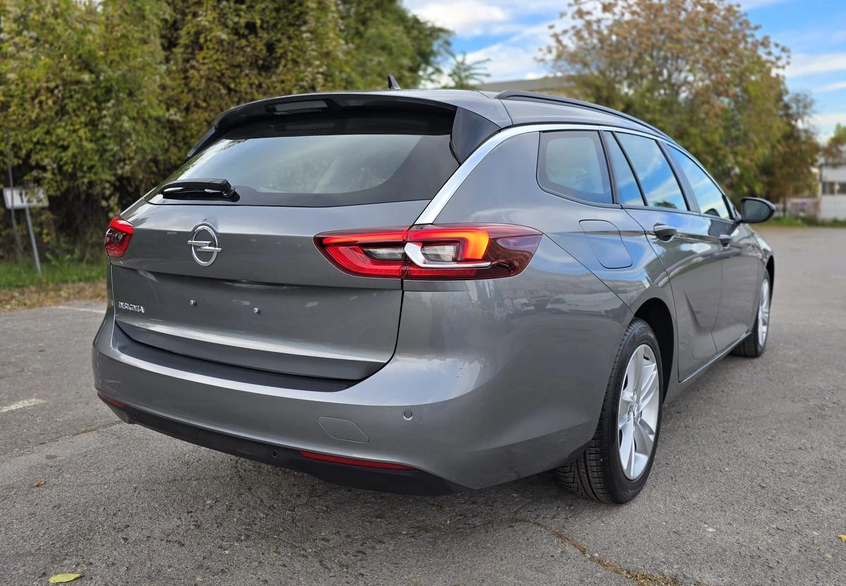 Opel Insignia 1.5 D Sport Tourer Business Elegance Automatic - изображение 5