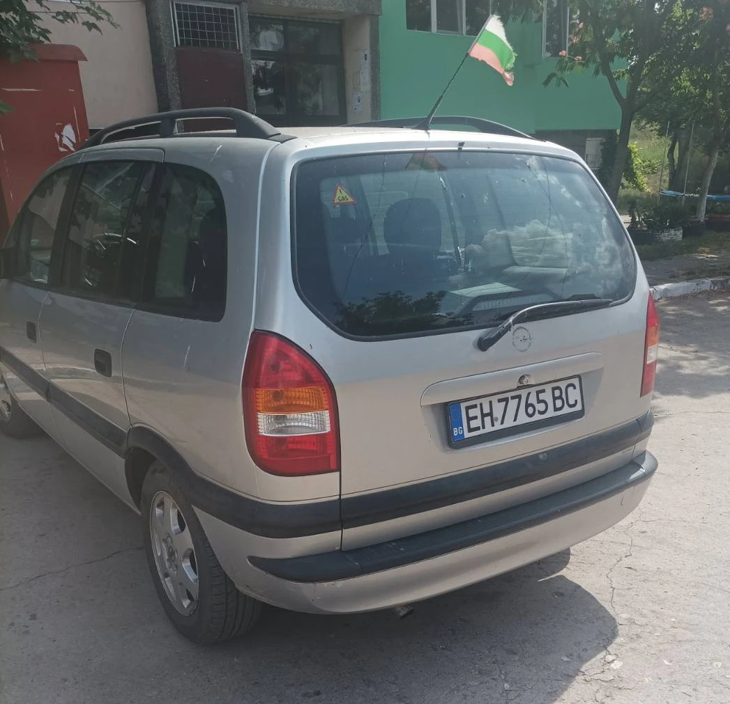 Opel Zafira A - изображение 4