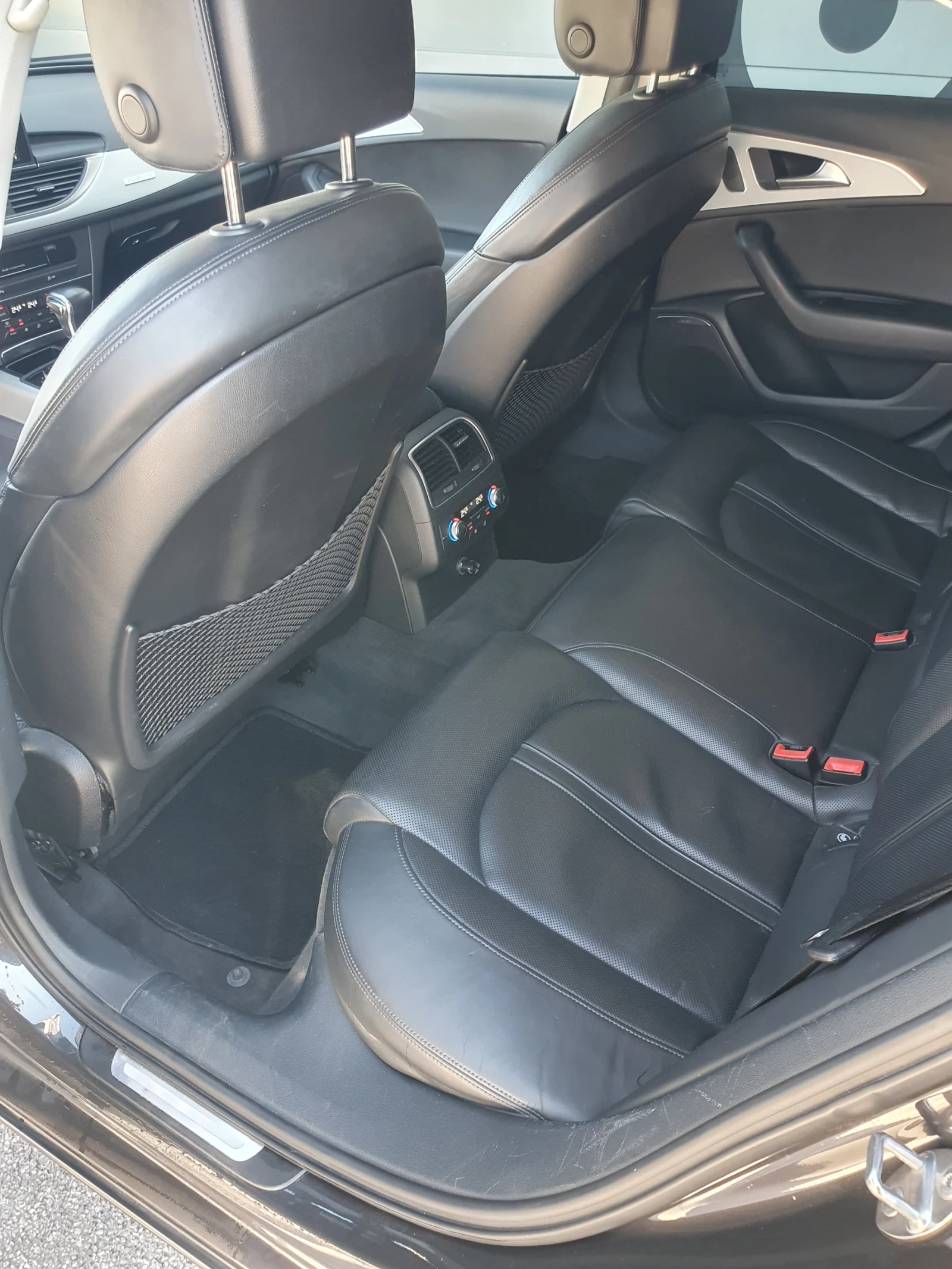 Audi A6  Biturbo * quattro * distronik * bosse* full full* - изображение 8