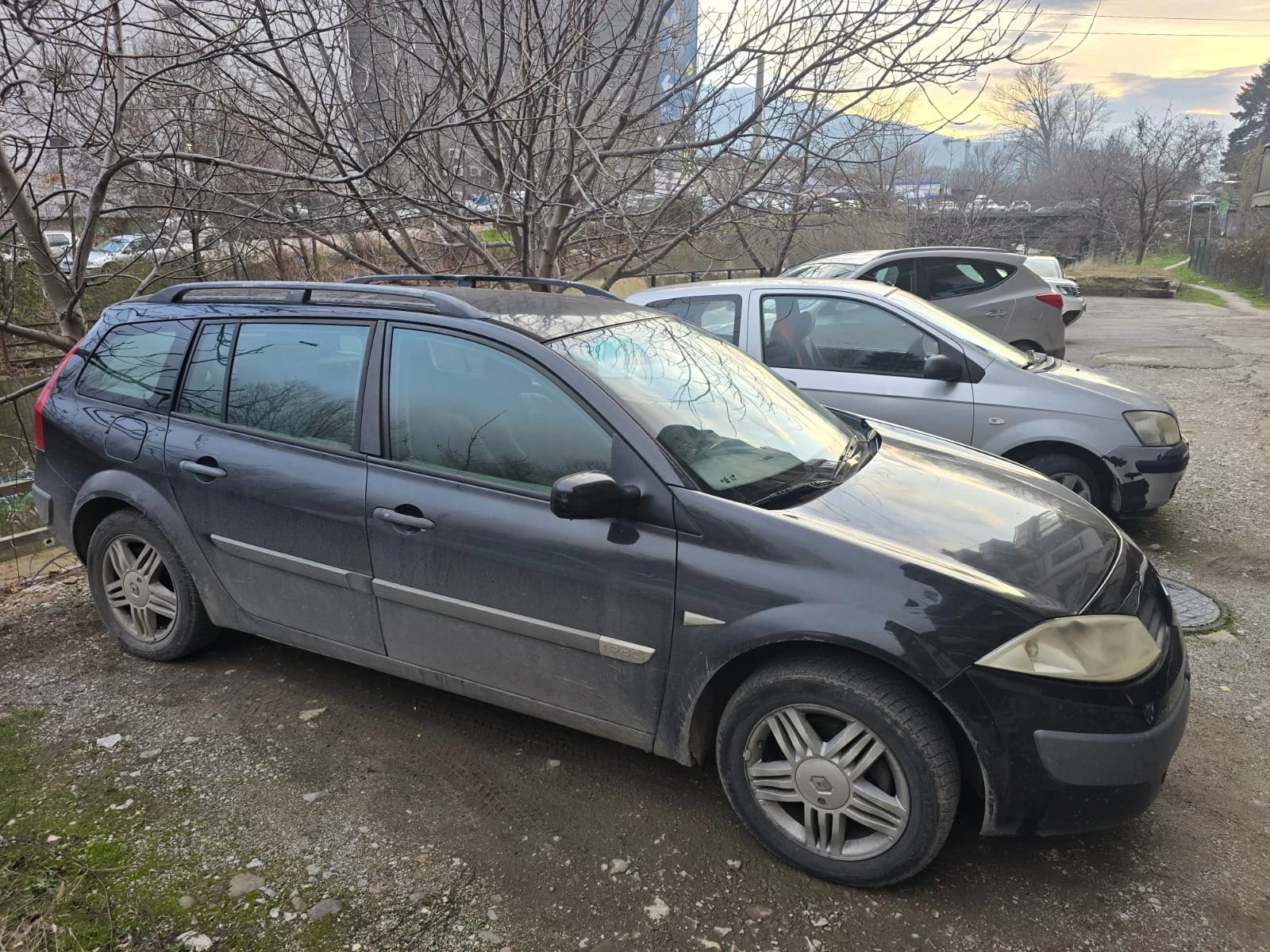 Renault Megane, снимка 3 - Автомобили и джипове - 54017865