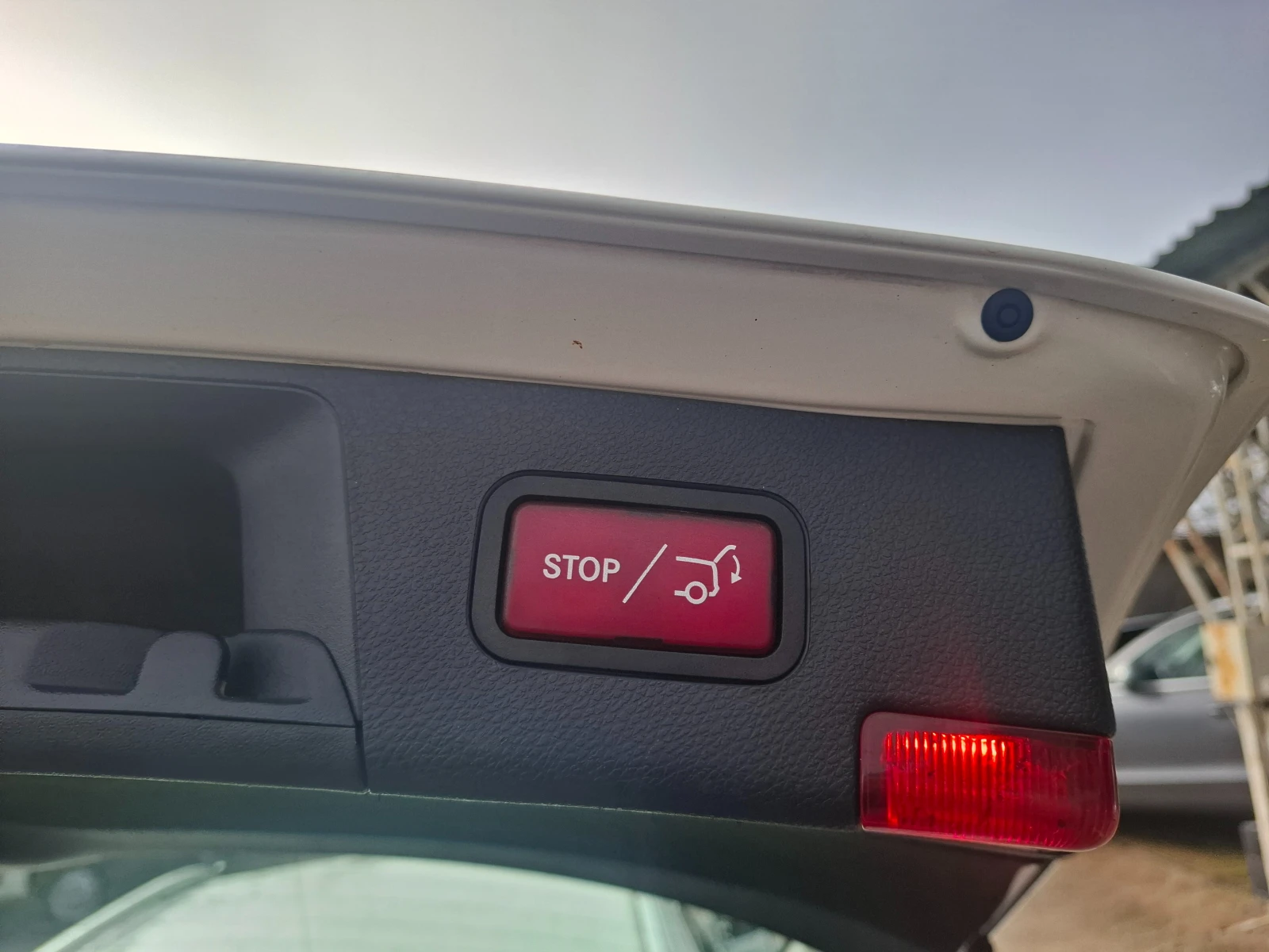 Mercedes-Benz C 250 2.2CDI AMG-pacet Navi Бяла перла, снимка 15 - Автомобили и джипове - 54074101