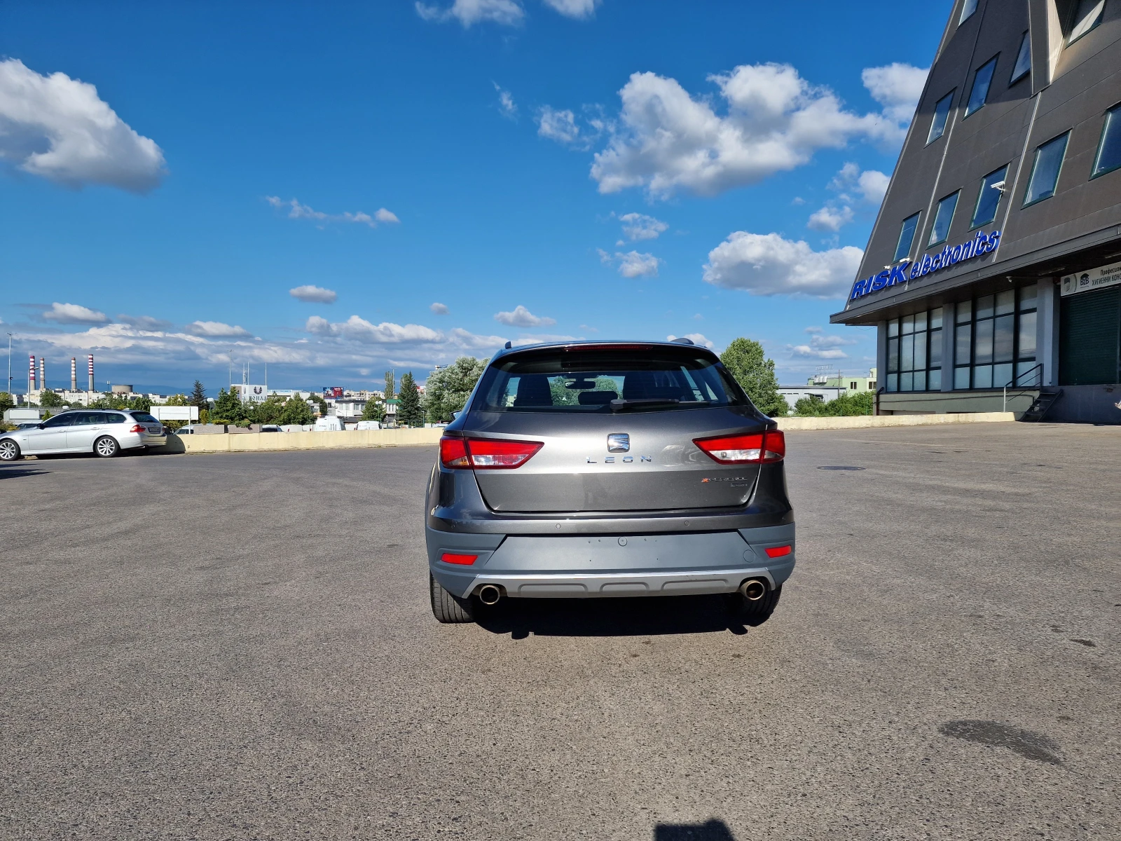 Seat Leon 1.8TSI | 4x4 | 180 к.с. | автоматик | дистроник | , снимка 4 - Автомобили и джипове - 54081468