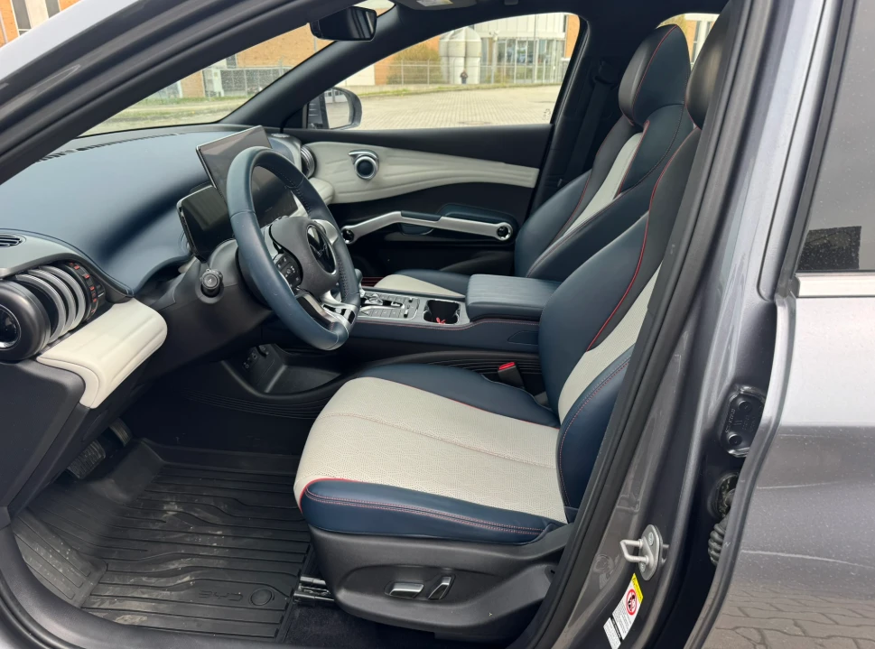 BYD Atto3 60 kWh Design - Electric, снимка 4 - Автомобили и джипове - 54291172