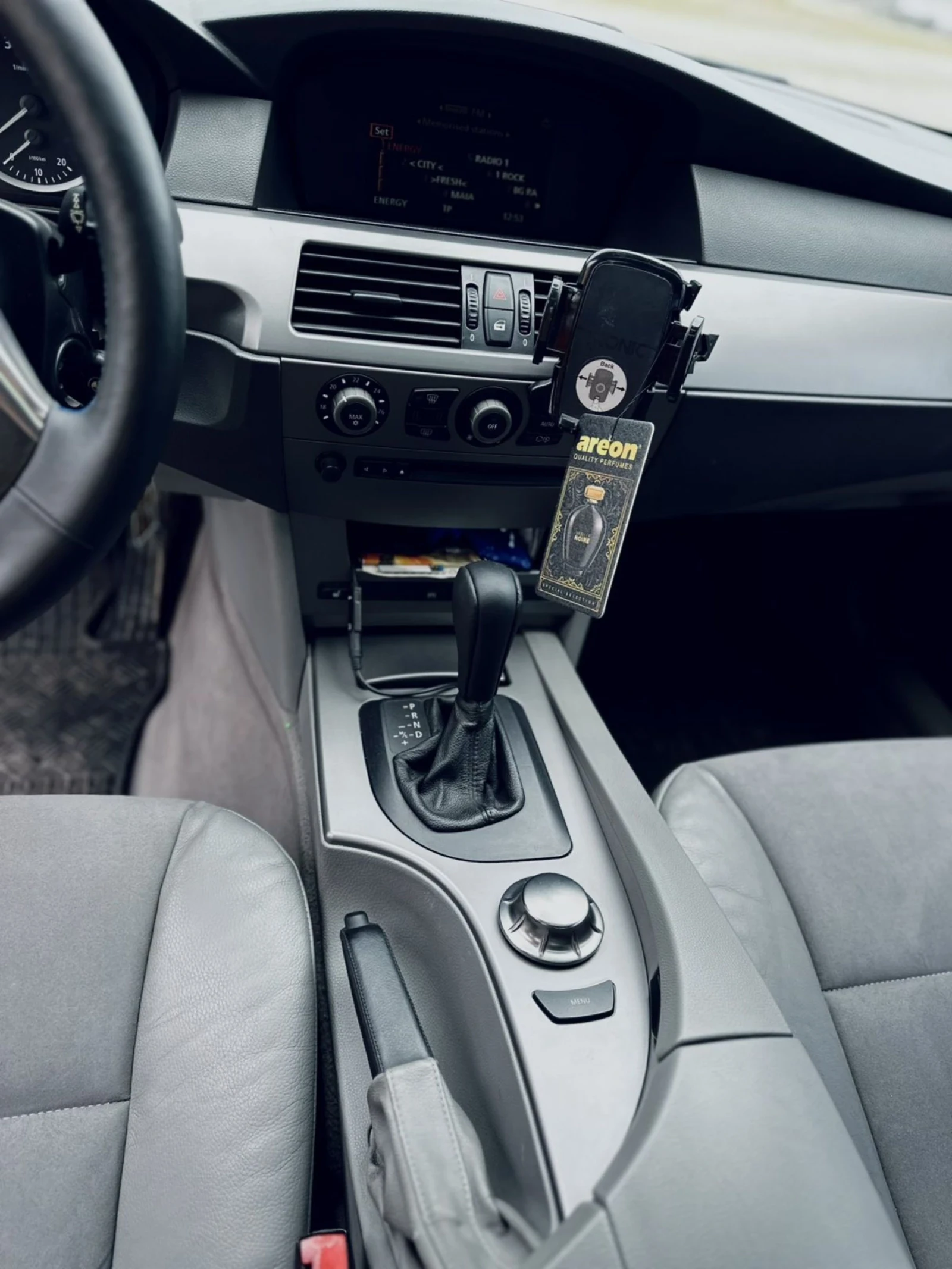 BMW 525 E60, снимка 8 - Автомобили и джипове - 54661224