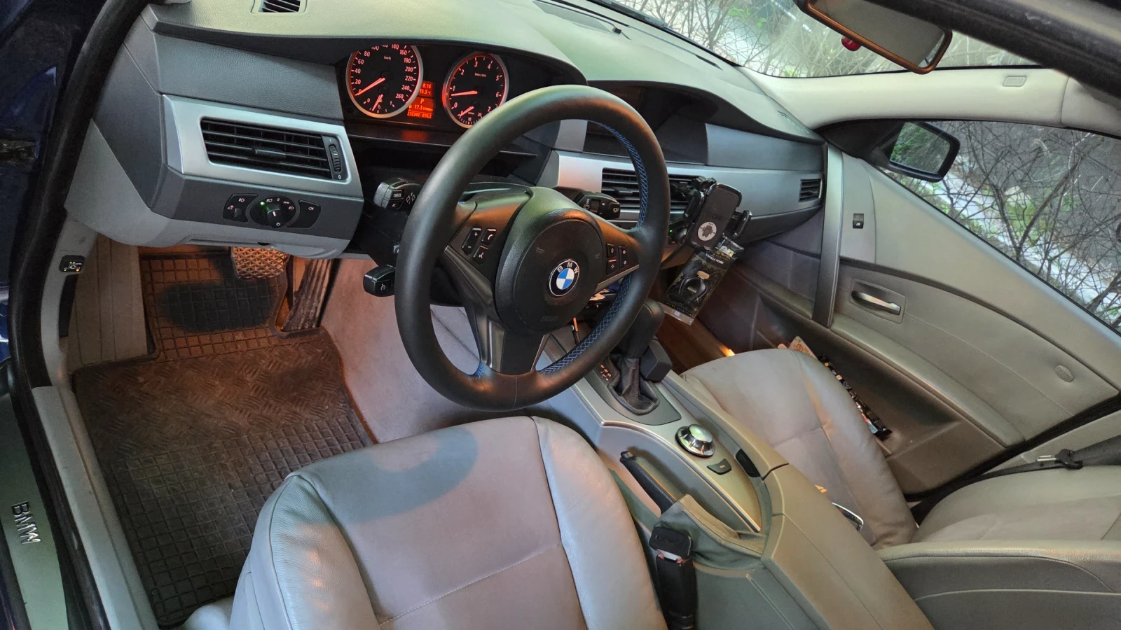BMW 525 E60, снимка 10 - Автомобили и джипове - 54661224