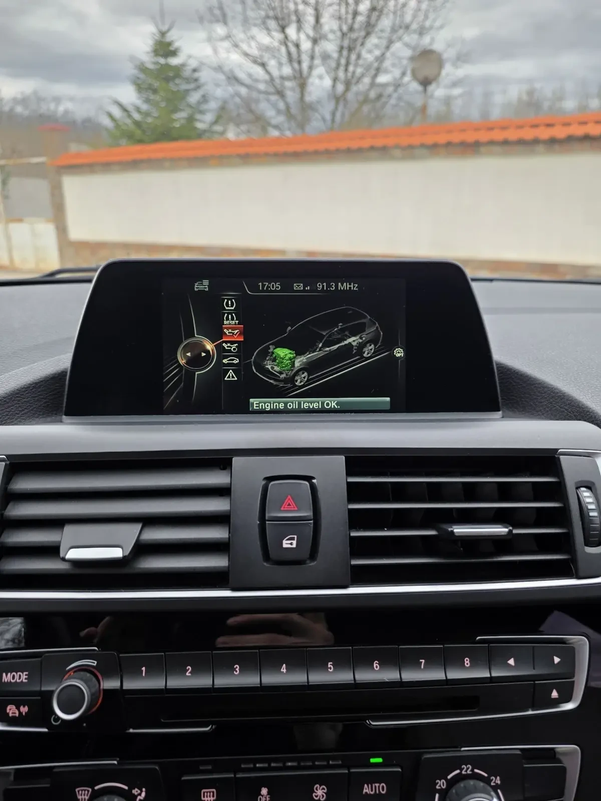 BMW 120 xDrive Sportline ЛИЗИНГ, снимка 14 - Автомобили и джипове - 55996687