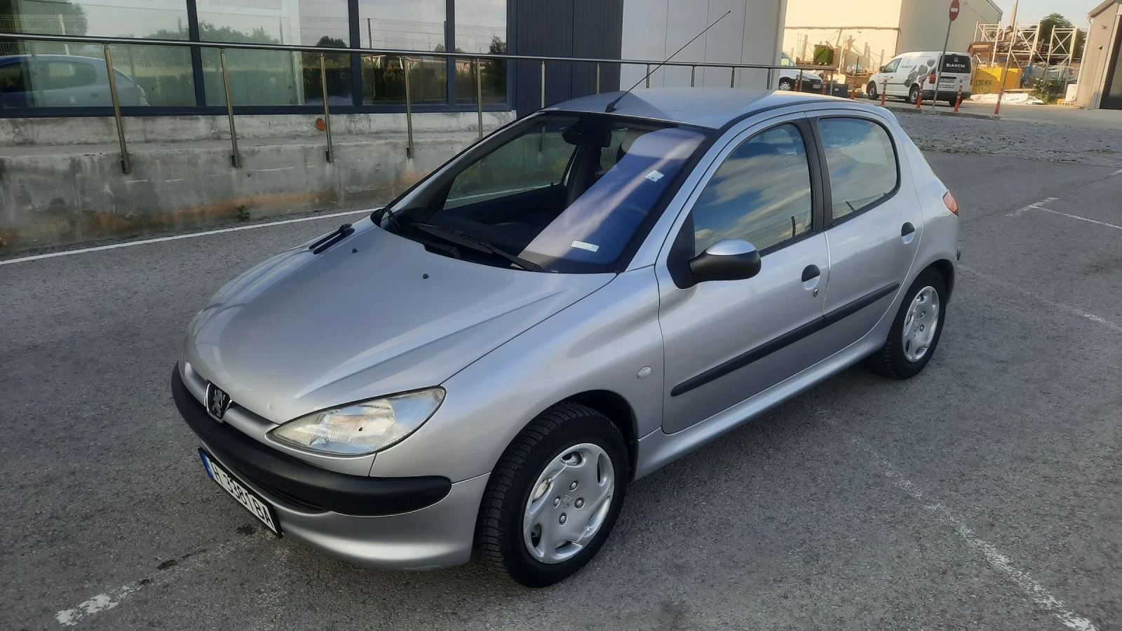 Peugeot 206 1.4i, снимка 9 - Автомобили и джипове - 55042312