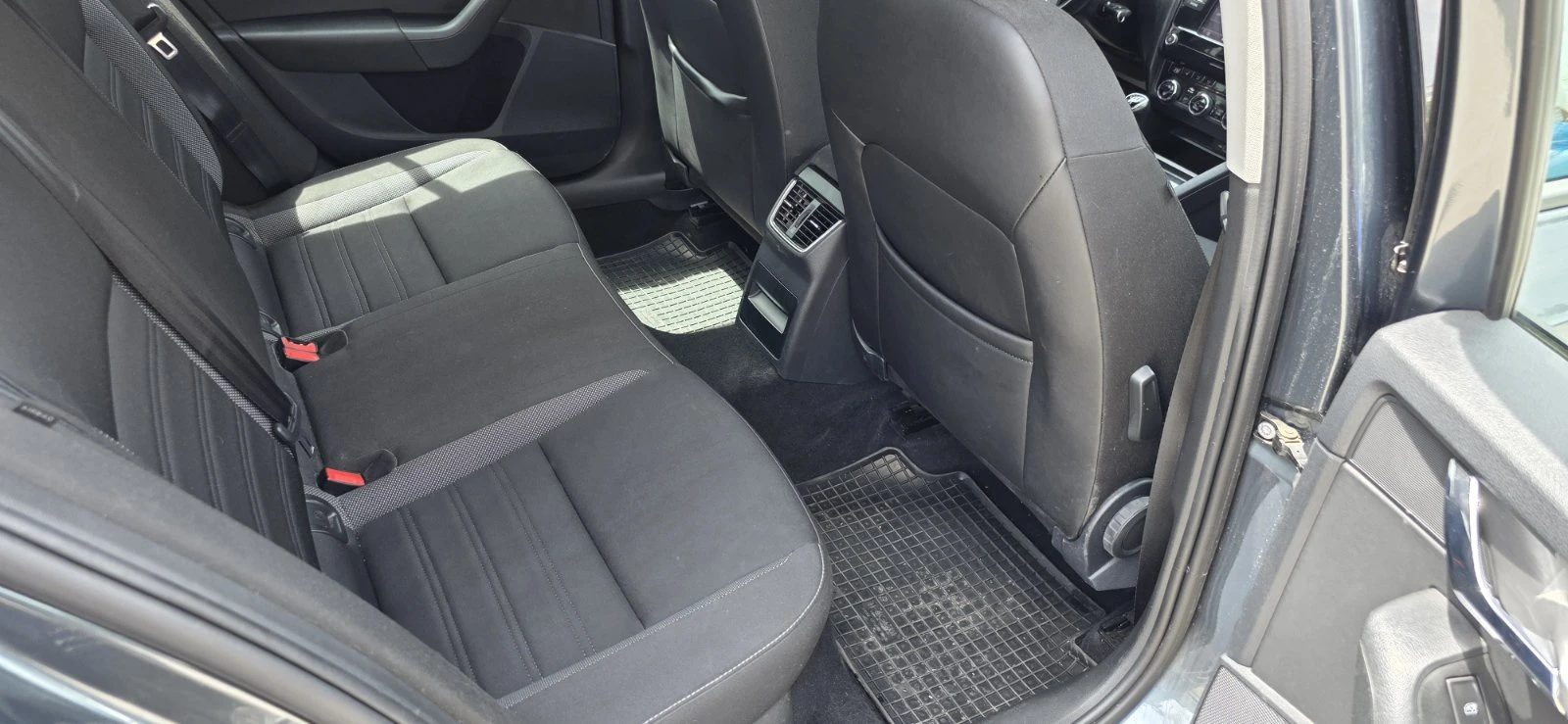 Skoda Octavia Ambition 1, 6, снимка 9 - Автомобили и джипове - 55199712