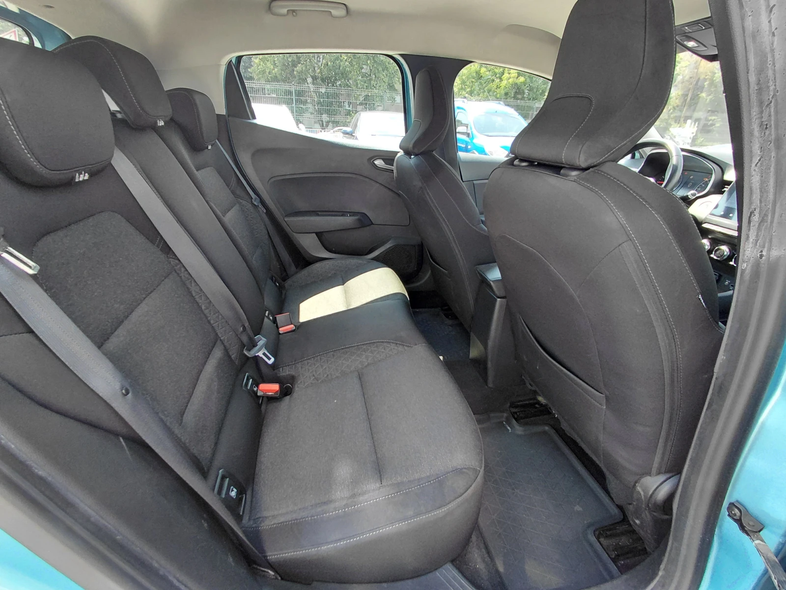 Renault Clio 1.0TCe /100k.c./ZEN/Газ/Бензин, снимка 15 - Автомобили и джипове - 55586051