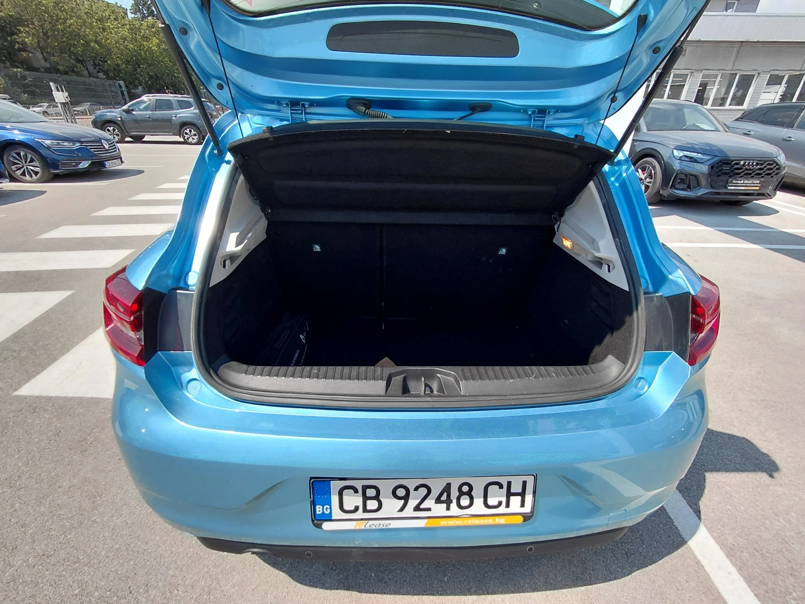 Renault Clio 1.0TCe /100k.c./ZEN/Газ/Бензин, снимка 17 - Автомобили и джипове - 55586051