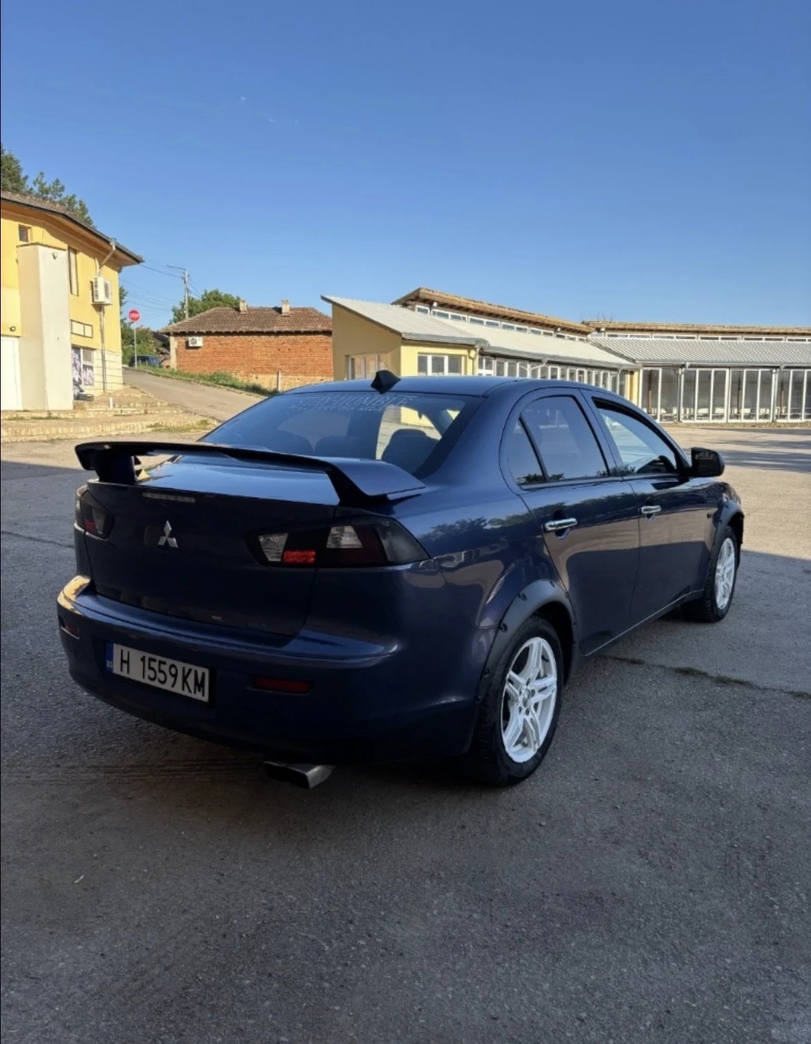 Mitsubishi Lancer 1.5i, снимка 5 - Автомобили и джипове - 55679799