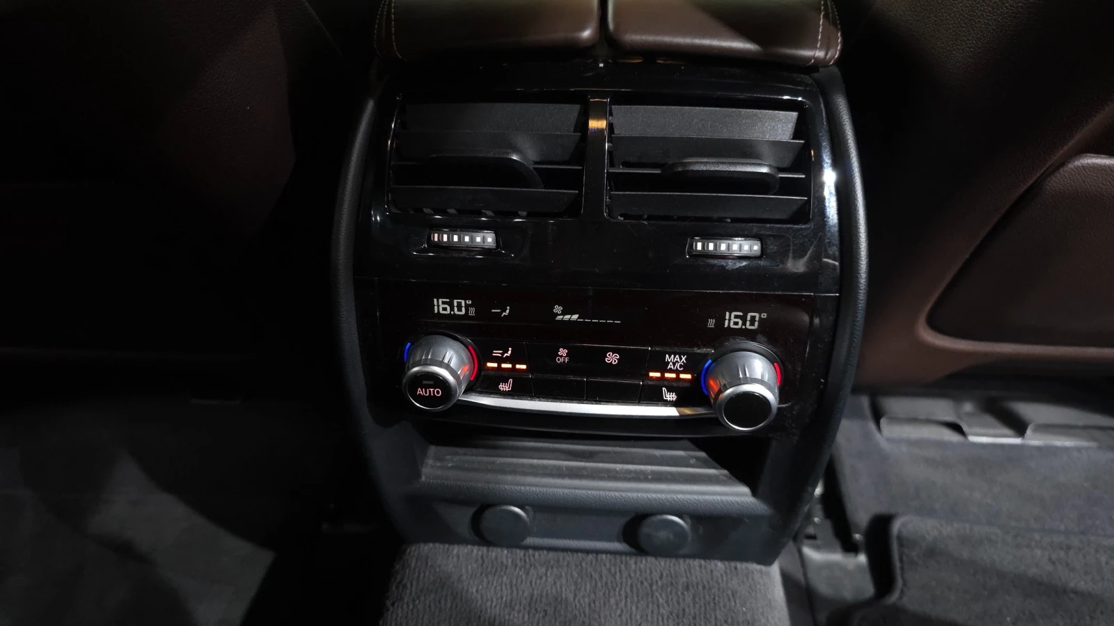 BMW 530 M SPORT LINE* Head up* Obduh* Distronic* HARMAN* K, снимка 12 - Автомобили и джипове - 55691339