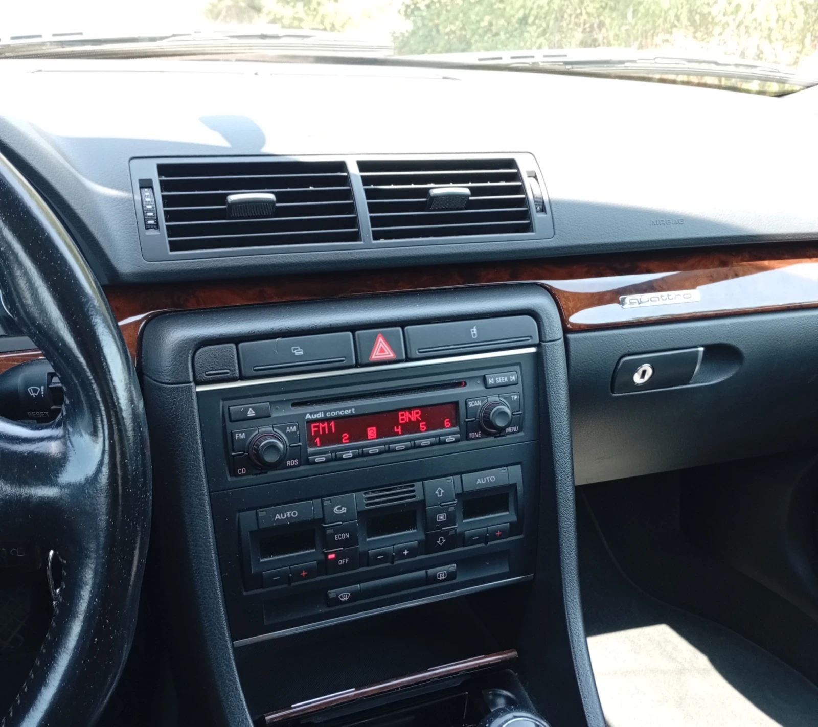Audi A4 1.8T Quattro , снимка 6 - Автомобили и джипове - 55834140