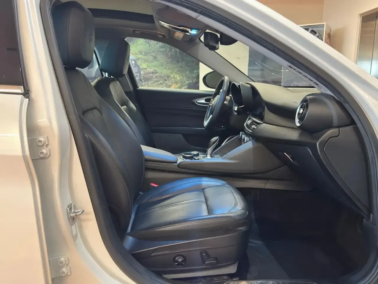 Alfa Romeo Giulia Ti AWD* ���������* ���� ����������* �� ����.����� | Mobile.bg � ����������� 17