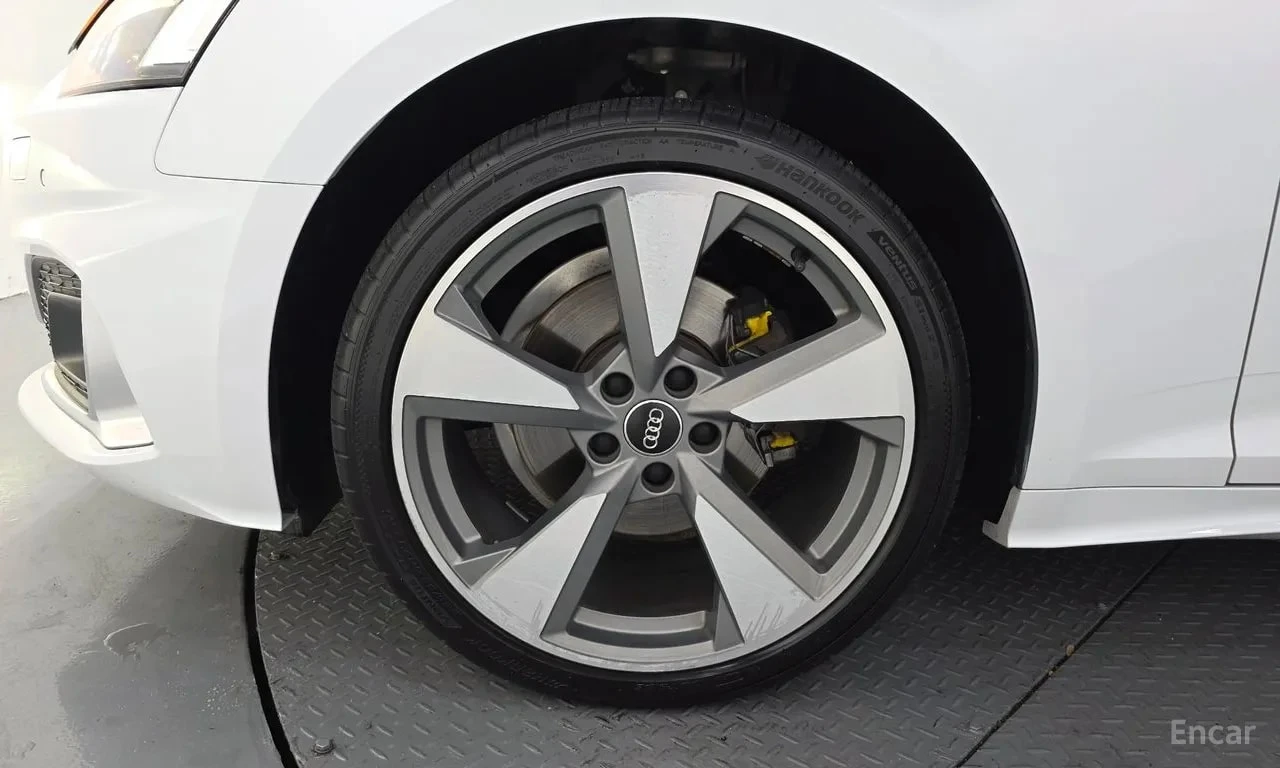 Audi A5 * 40 TFSI Quattro Sportback * ФИНАНСИРАНЕ, снимка 5 - Автомобили и джипове - 56156045