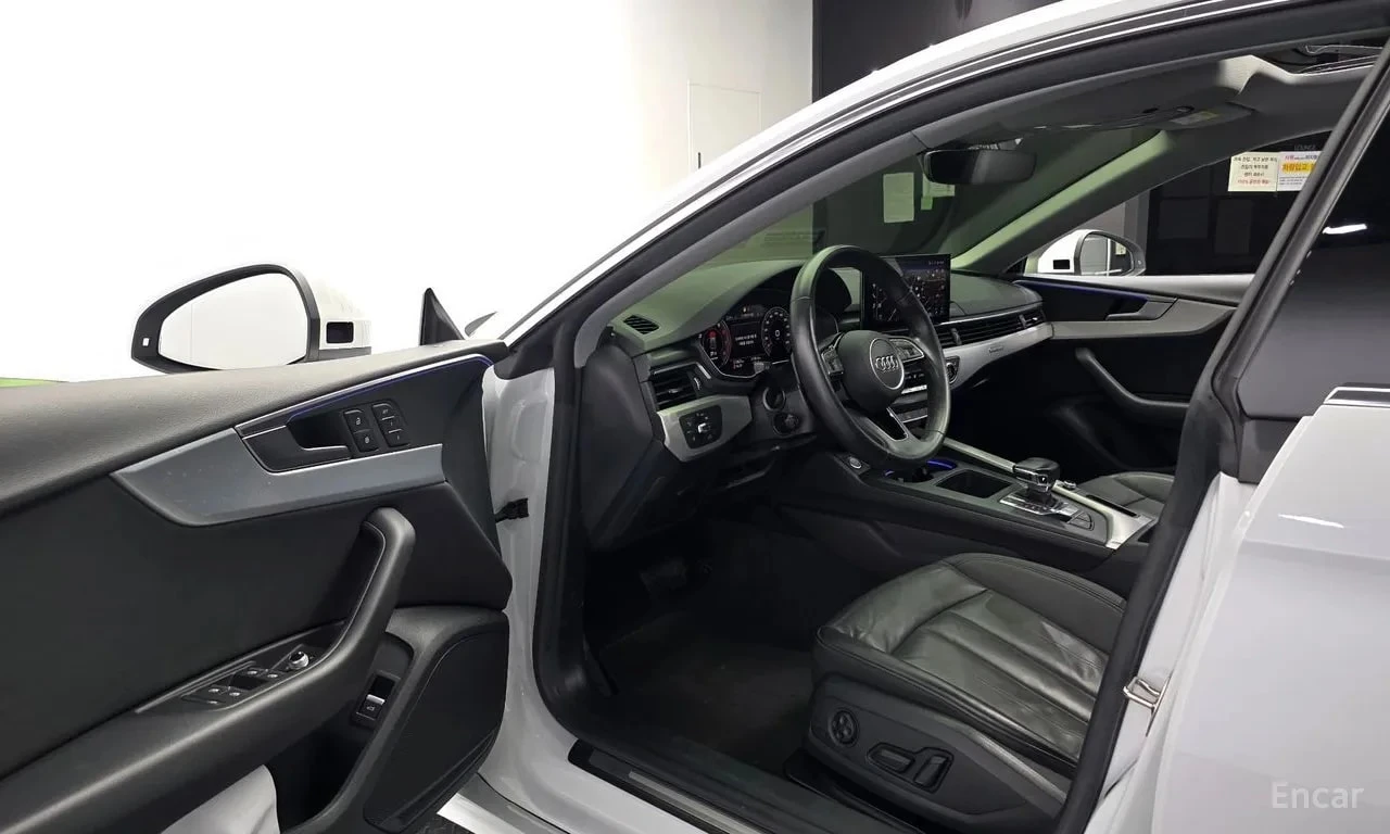 Audi A5 * 40 TFSI Quattro Sportback * ФИНАНСИРАНЕ, снимка 10 - Автомобили и джипове - 56156045
