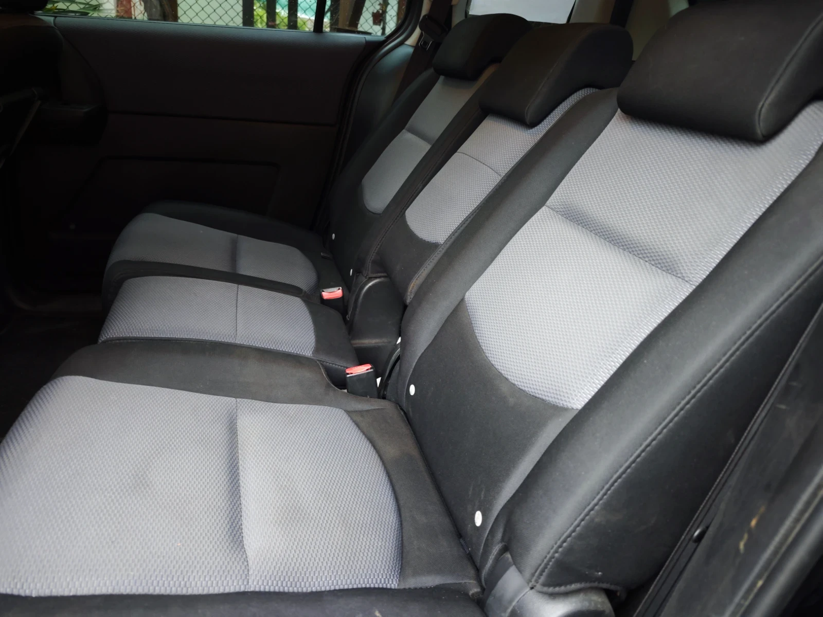 Mazda 5 7 местна, снимка 11 - Автомобили и джипове - 56257702