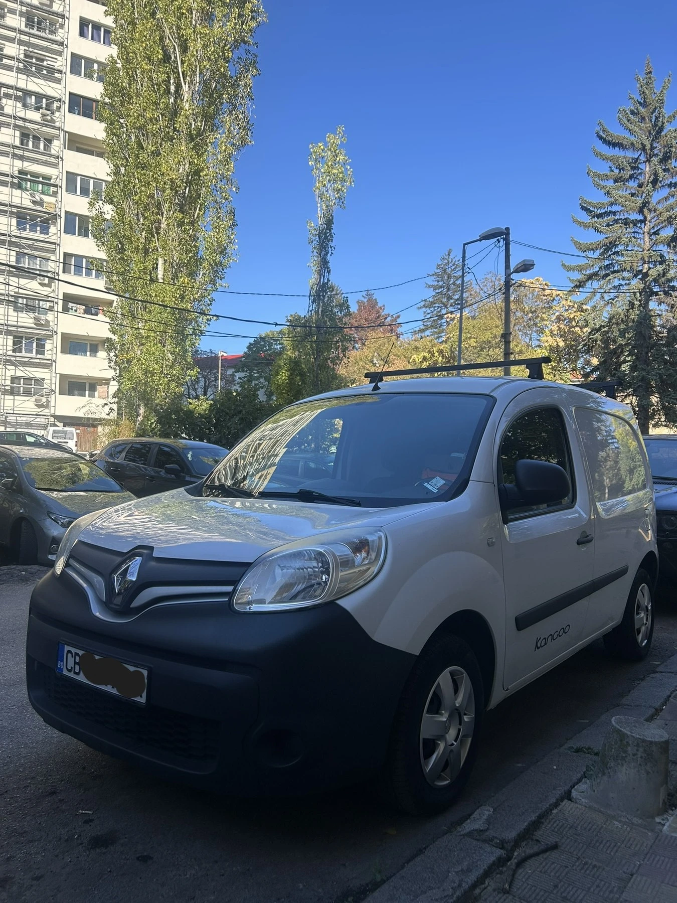Renault Kangoo, снимка 15 - Автомобили и джипове - 56609621