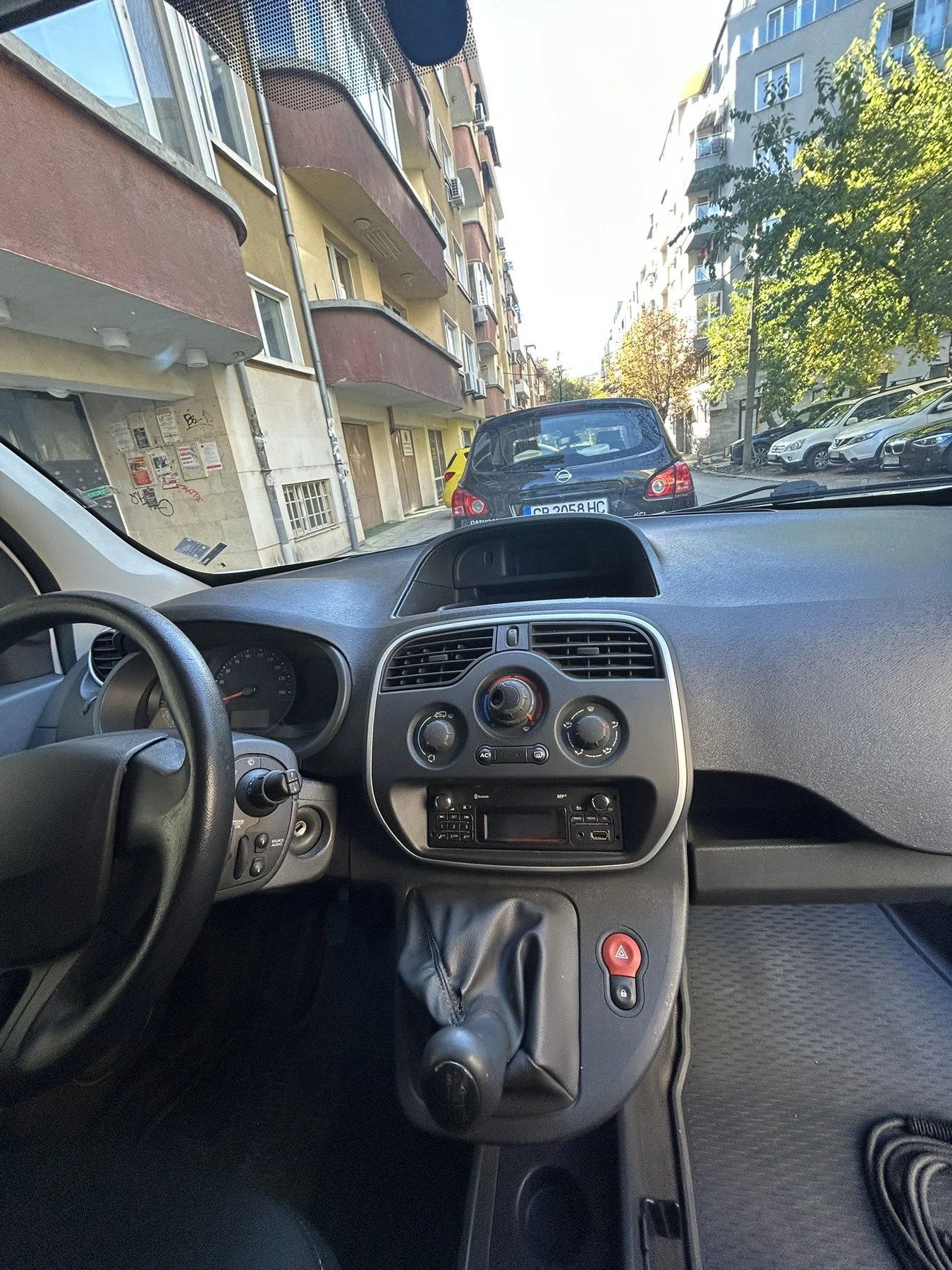 Renault Kangoo, снимка 8 - Автомобили и джипове - 56609621