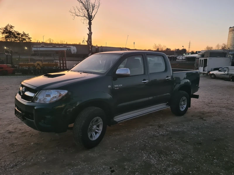 Toyota Hilux, снимка 3 - Автомобили и джипове - 49378298