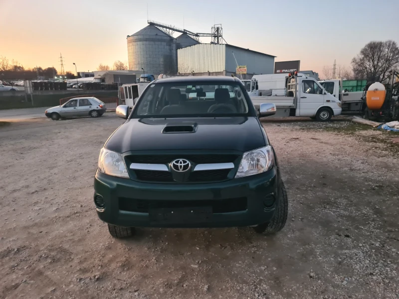 Toyota Hilux, снимка 2 - Автомобили и джипове - 49378298