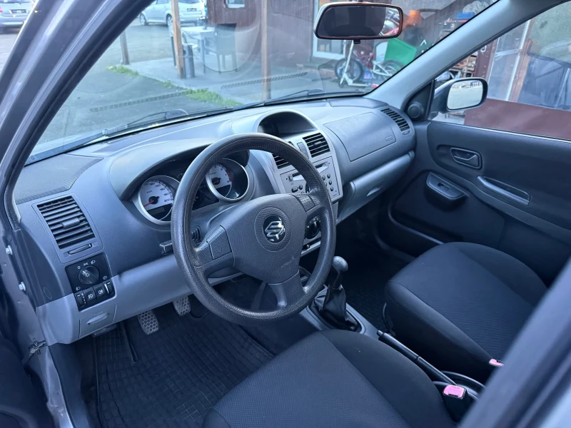 Suzuki Ignis 1.3, снимка 10 - Автомобили и джипове - 52735590