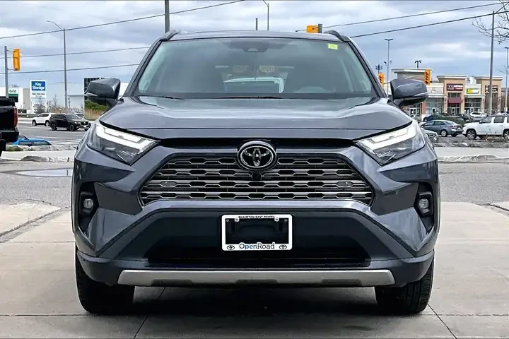 Toyota Rav4 Limited AWD * APPLE CARPL * CARFAX * АВТО КРЕДИТ *, снимка 2 - Автомобили и джипове - 54732879