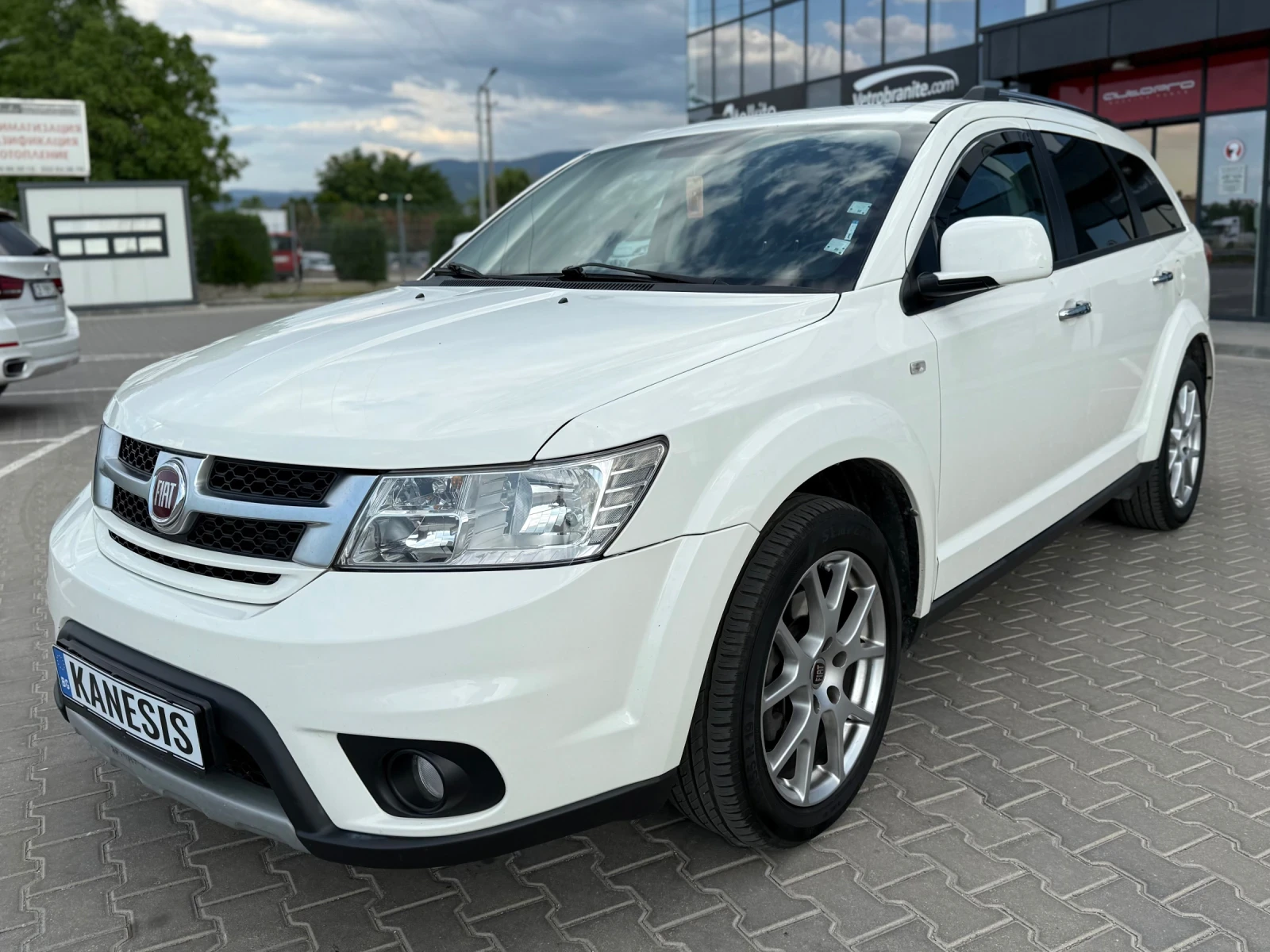 Fiat Freemont 2.0JTD* 170КС* 6+ 1* 4X4* AVTOMAT* NAVI* PODGREV*  - изображение 3