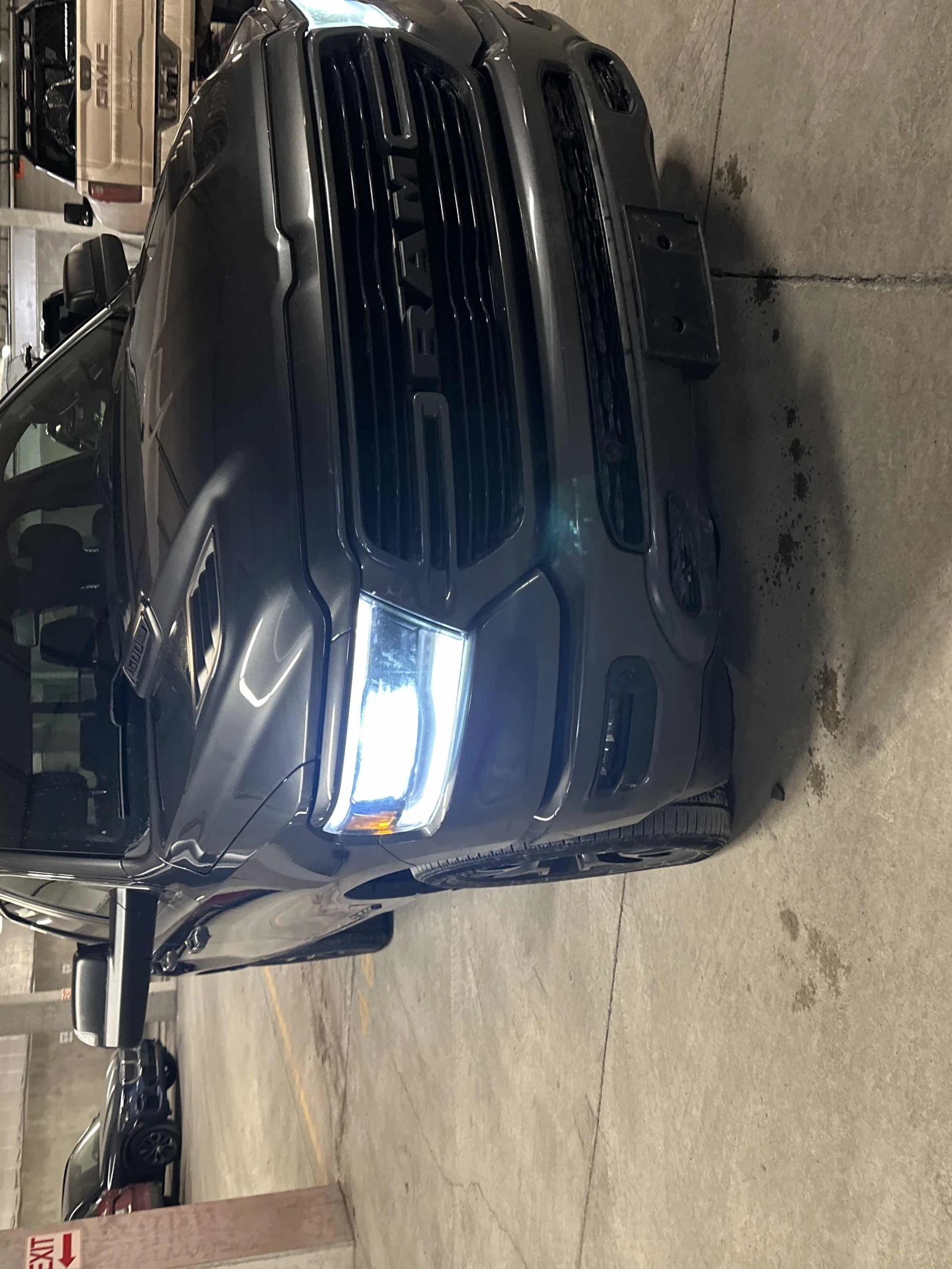 Dodge RAM 1500 5.7L 8cyl 4WD - изображение 3