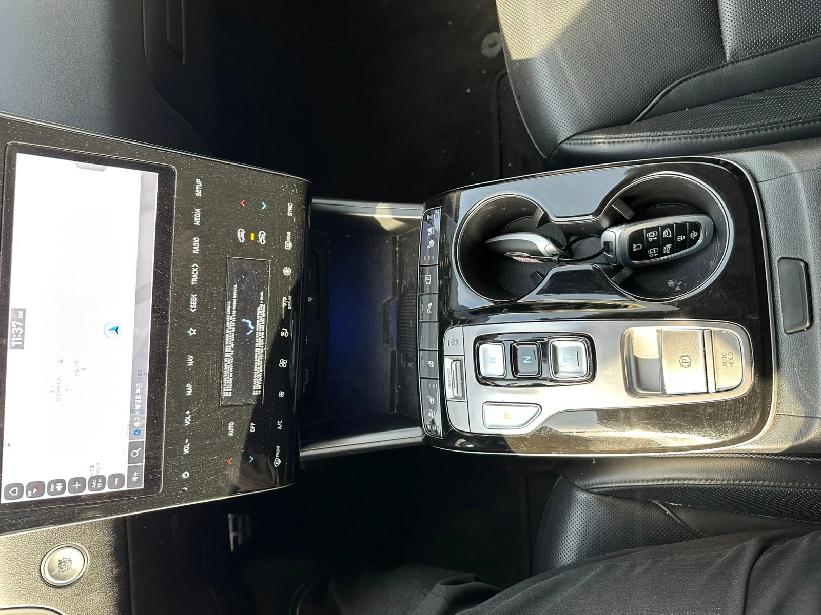 Hyundai Tucson 2022, снимка 15 - Автомобили и джипове - 54147508