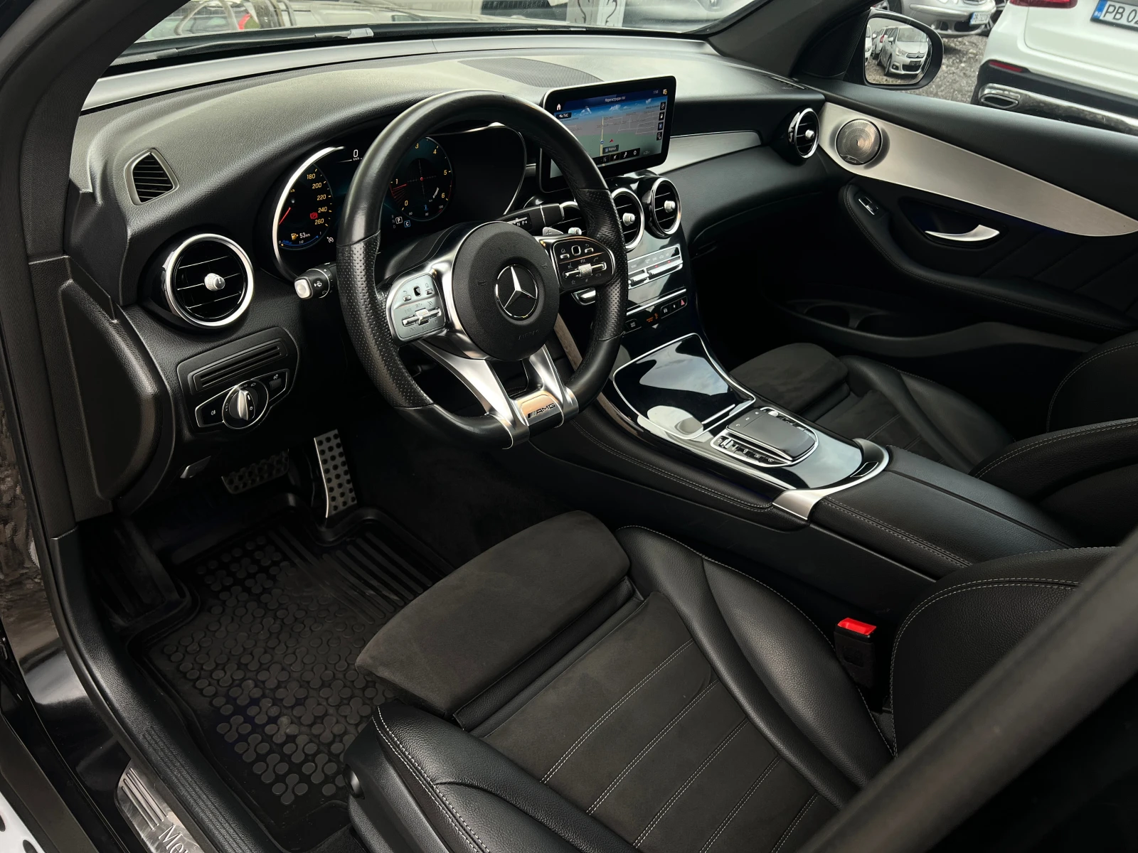 Mercedes-Benz GLC 300 D 4matic FACELIFT AMG EDITION OM654 EURO6D, снимка 9 - Автомобили и джипове - 54364727