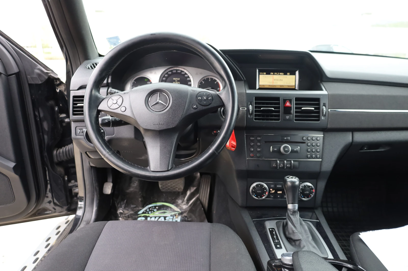 Mercedes-Benz GLK CDI 4 MATIC, снимка 10 - Автомобили и джипове - 54369261