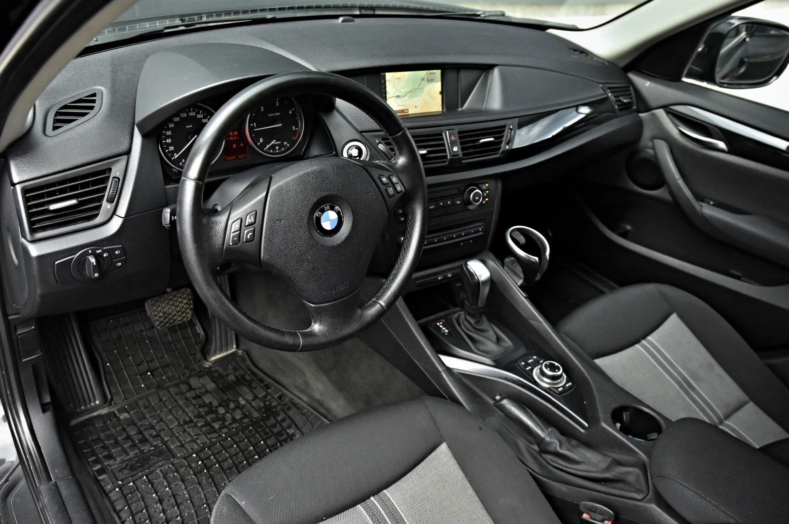 BMW X1 2.0Xdrive, Automatic, Navi, снимка 7 - Автомобили и джипове - 54742132