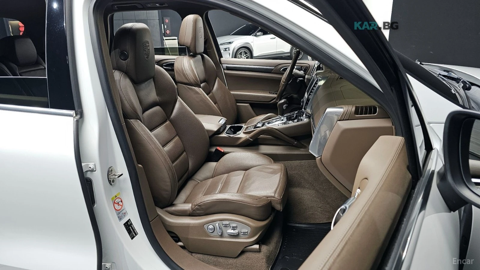 Porsche Cayenne DIESEL* 4200cc * FACE* КОЖА* ПОДГРЕВ* ОБДУХВ* ПАНО, снимка 10 - Автомобили и джипове - 55077138