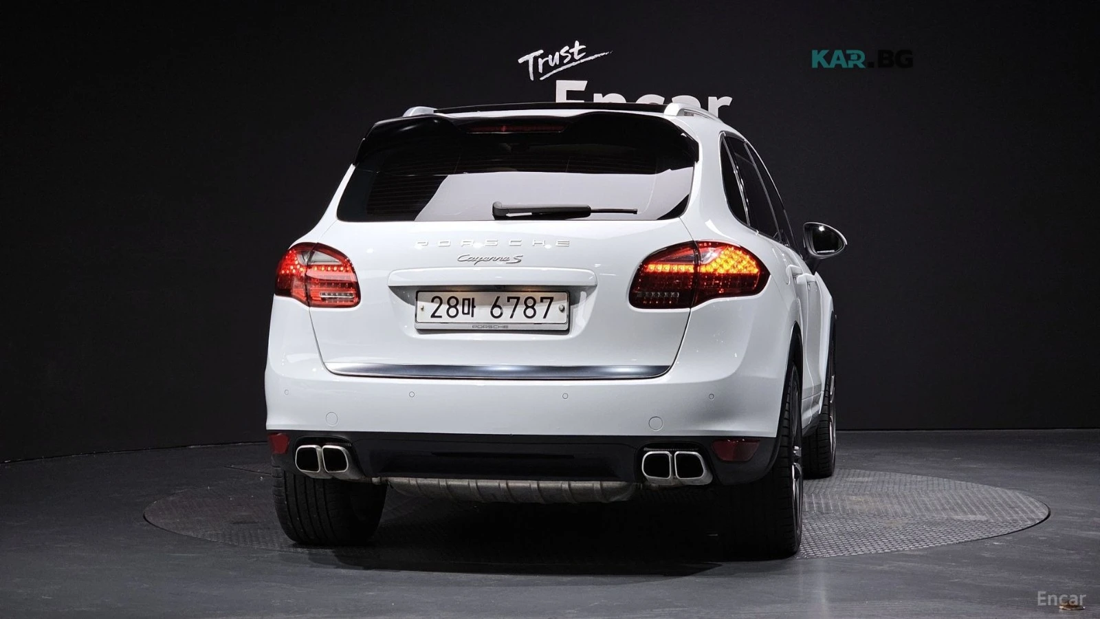 Porsche Cayenne DIESEL* 4200cc * FACE* КОЖА* ПОДГРЕВ* ОБДУХВ* ПАНО, снимка 4 - Автомобили и джипове - 55077138