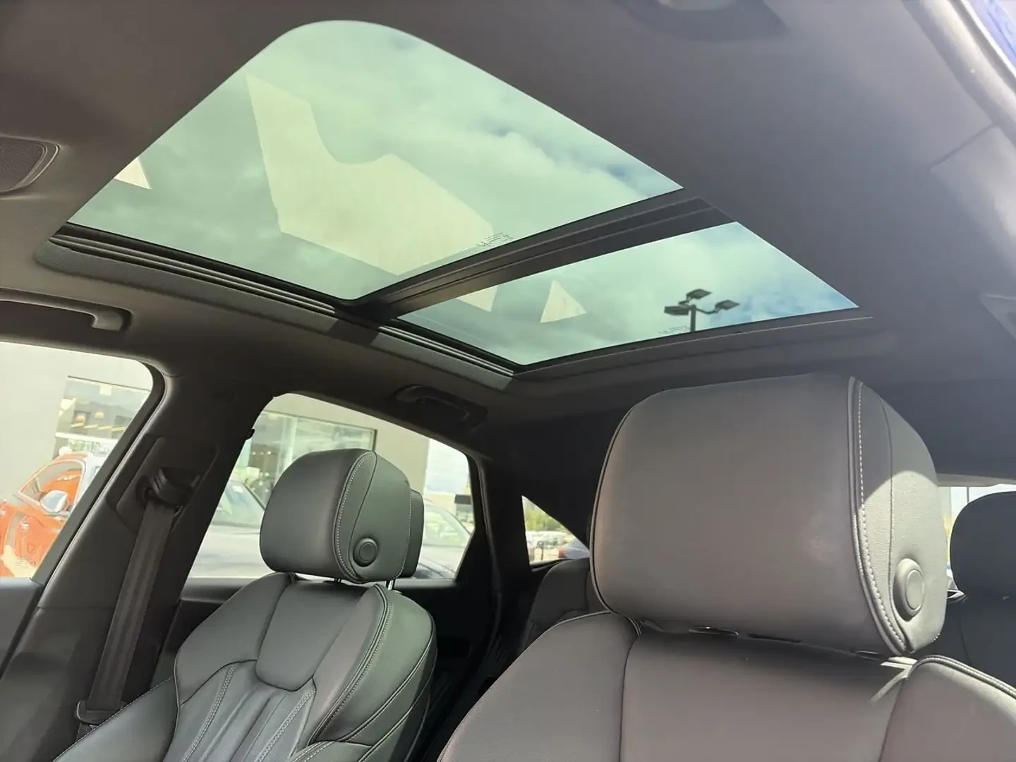 Audi Q5 MATRIX* S* LINE* 360КАМЕРА* LANE* ASSIST* ПАНОРАМА, снимка 13 - Автомобили и джипове - 55977361