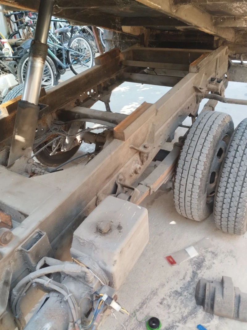 Iveco Daily Самосвал , снимка 11 - Бусове и автобуси - 52658286