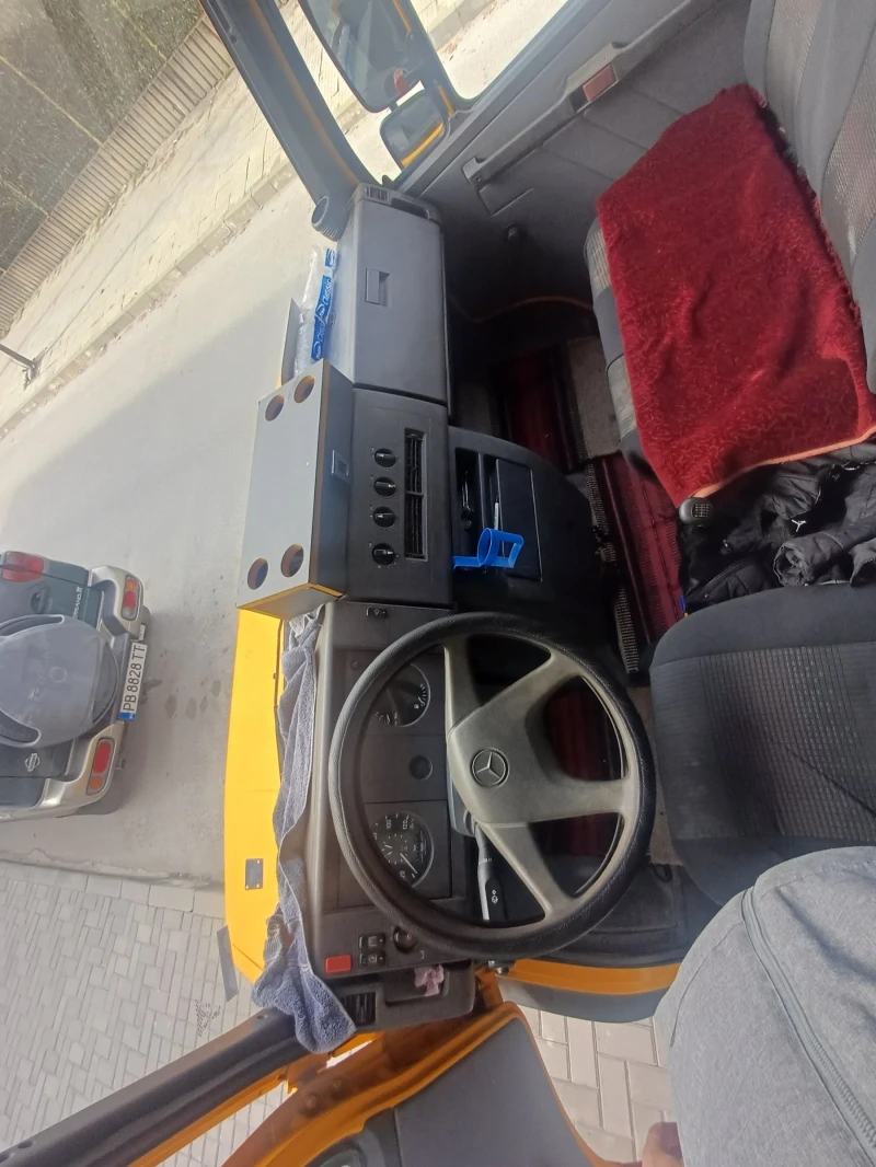 Mercedes-Benz 811, снимка 4 - Камиони - 52367756