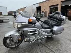     Honda Gold Wing SILVER ARROW