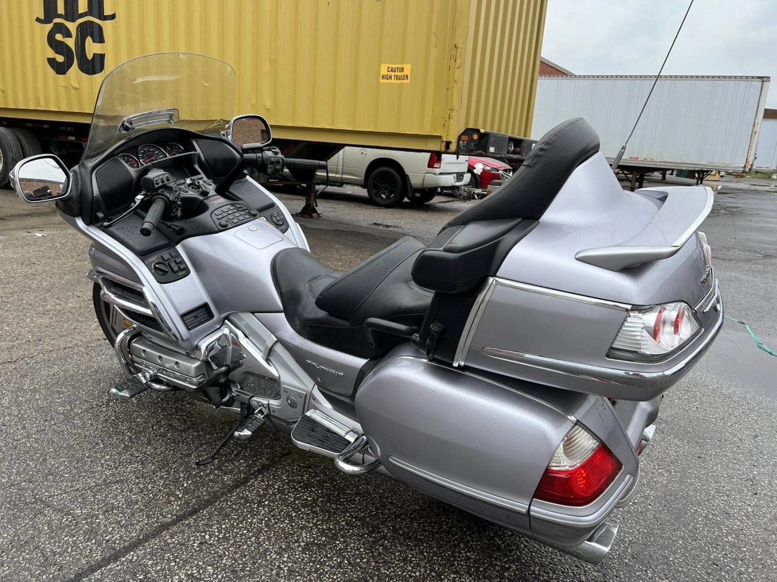 Honda Gold Wing SILVER ARROW - изображение 8