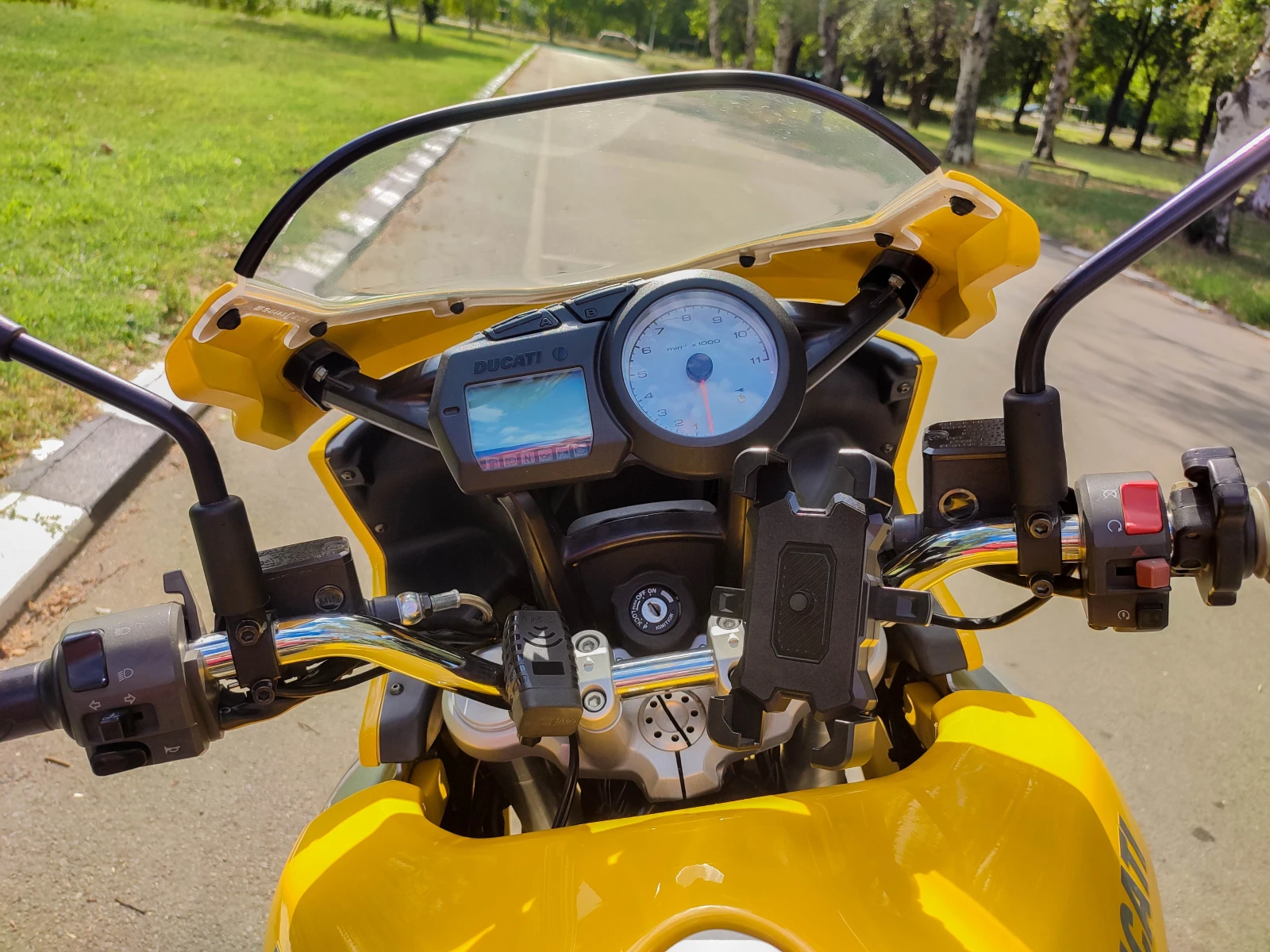 Ducati Multistrada | Mobile.bg   11