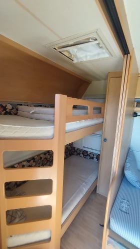 Каравана Hobby 560 KMFE, снимка 12