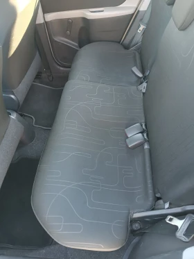 Toyota Yaris 1, 0 бензин, ЛИЗИНГ , снимка 10