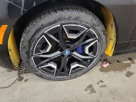 BMW iX XDRIVE40| HUD| PANO| 360| CARFAX| 2 КЛЮЧА| , снимка 5