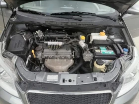Chevrolet Aveo Газ, снимка 13