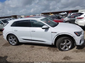 Audi E-Tron Premium Plus, снимка 13