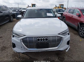 Audi E-Tron Premium Plus, снимка 12