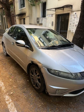 Honda Civic 8ма генерация фейс лифт 1.8 - 4750 € / 9290.19 лв. - 53853333 3