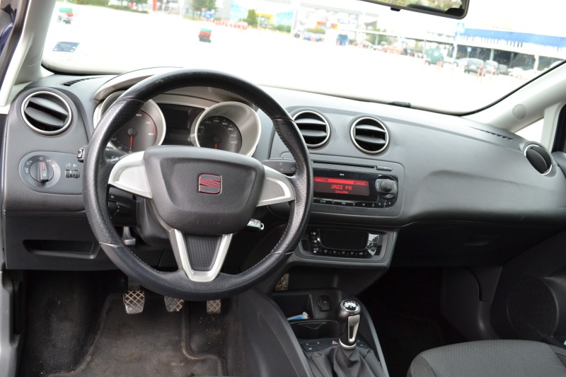 Seat Ibiza 1.6 Бензин (6J) , снимка 6 - Автомобили и джипове - 45911913